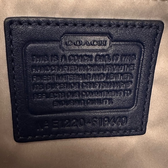 Coach | Blue Signature Laura Nylon Patent Leather Tote Bag - Picture 16 of 16